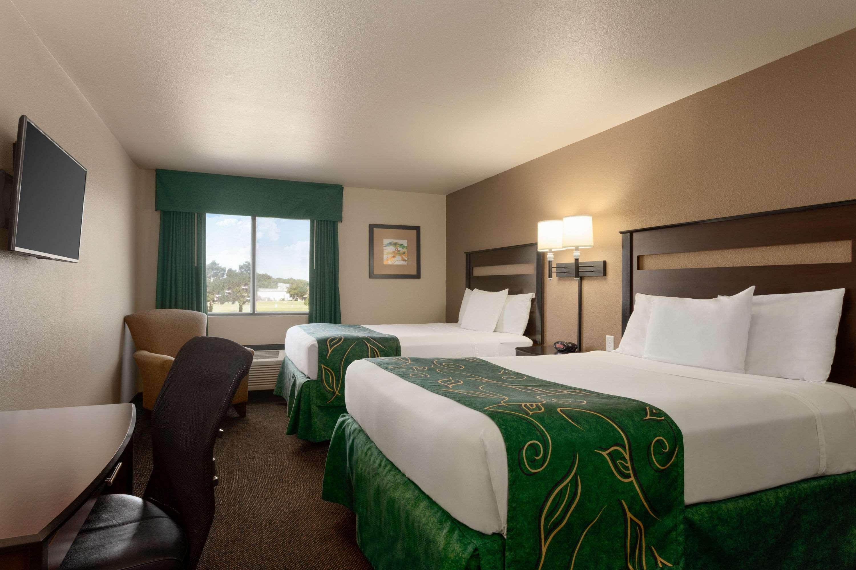 Baymont By Wyndham Wellington Hotel Eksteriør billede